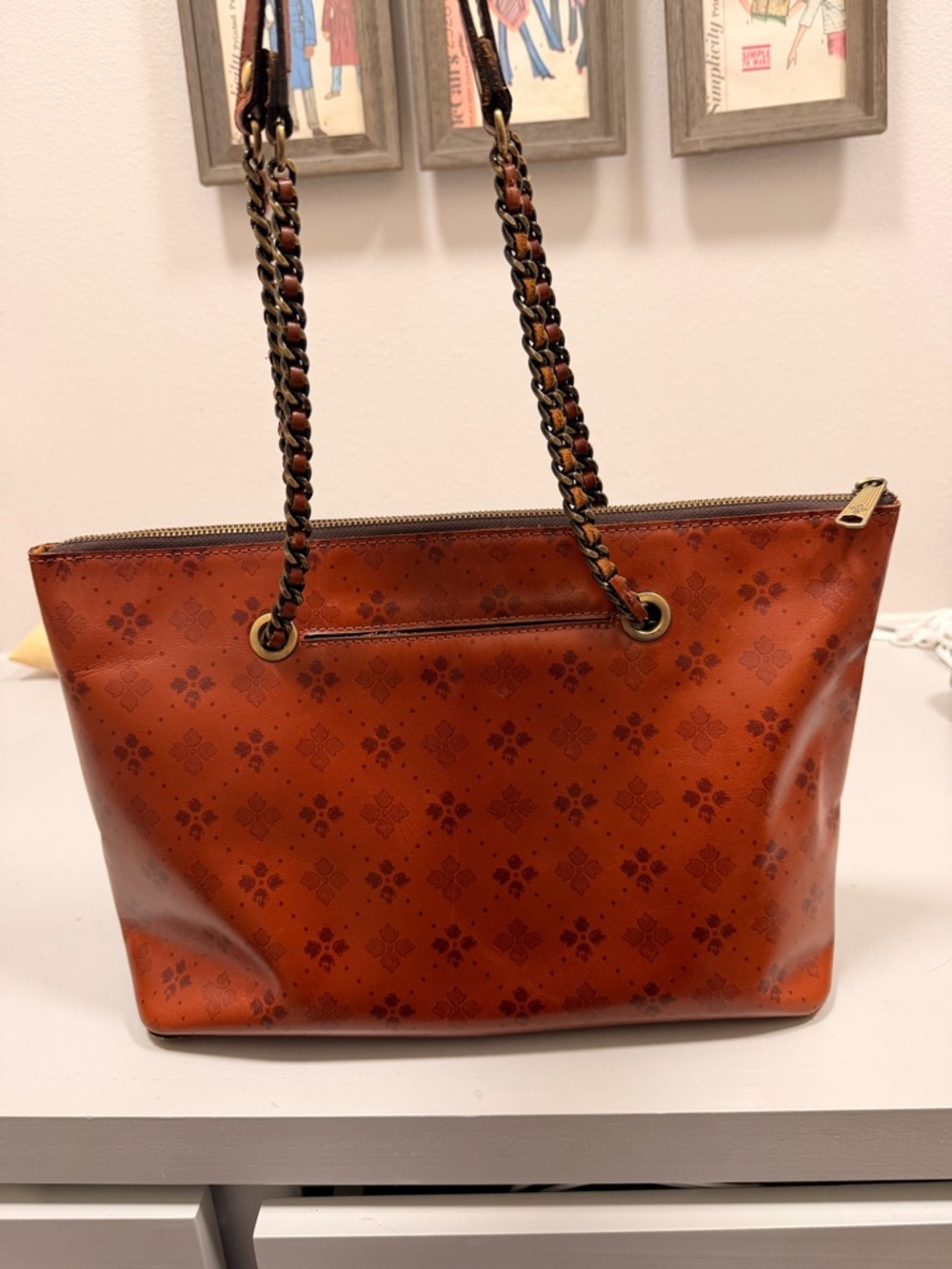 Gorgeous Patricia Nash Brown Chain-Handle Tote Bag in Burnt Orange - Picture 4 of 13